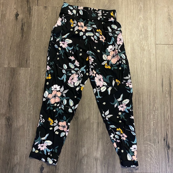 Pants. Size XS. Warehouse one. - Picture 2 of 5